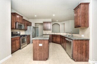 Building Photo - 1007 Boxwood Loop