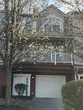 Building Photo - 640 Oak Tree Blvd NW