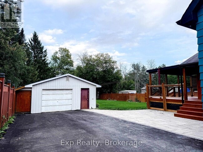 Building Photo - 508 Ashley St