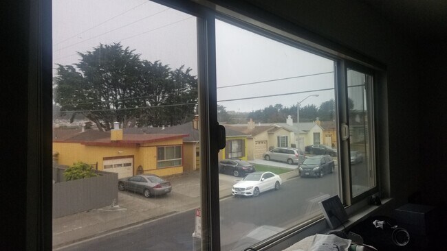 Foto del edificio - 2 Larkspur Ave