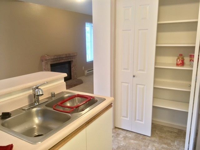 Primary Photo - 3 Bed 2 Bath Home