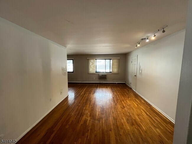 Foto del edificio - 401 Highway22B40U6