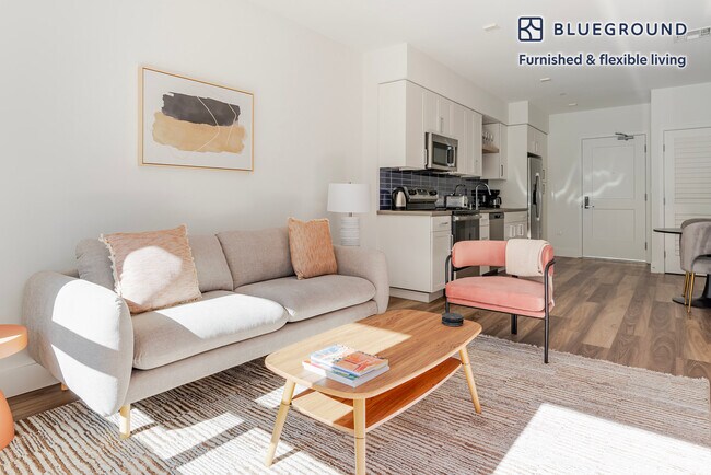 Building Photo - 85 Cleaveland Rd