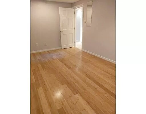 Primary Bedroom - 136 Prince St