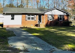 Building Photo - 1634 Bunch Ln