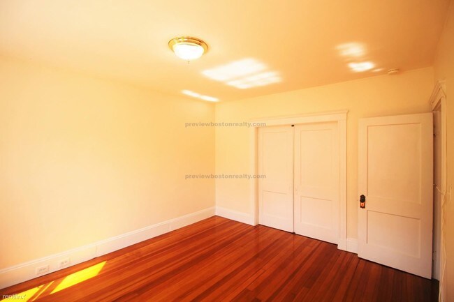 Foto del edificio - 166 Kelton St