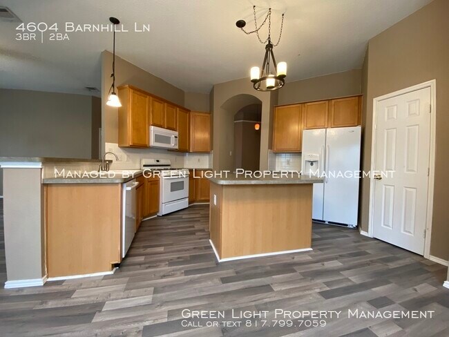 Foto del edificio - 4604 Barnhill Ln