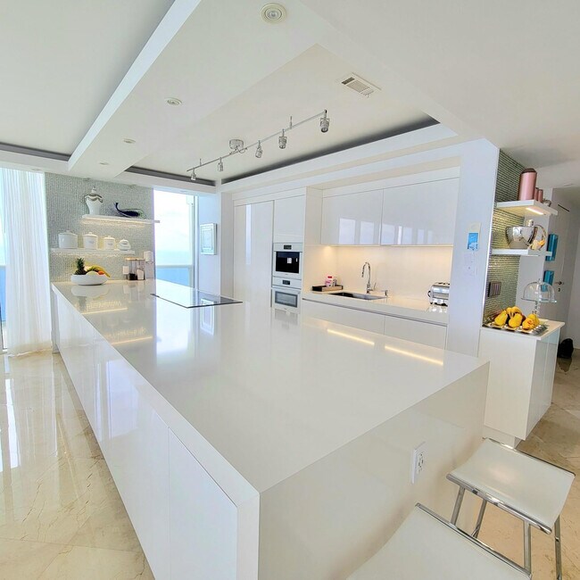 Foto del edificio - 1830 S Ocean Dr