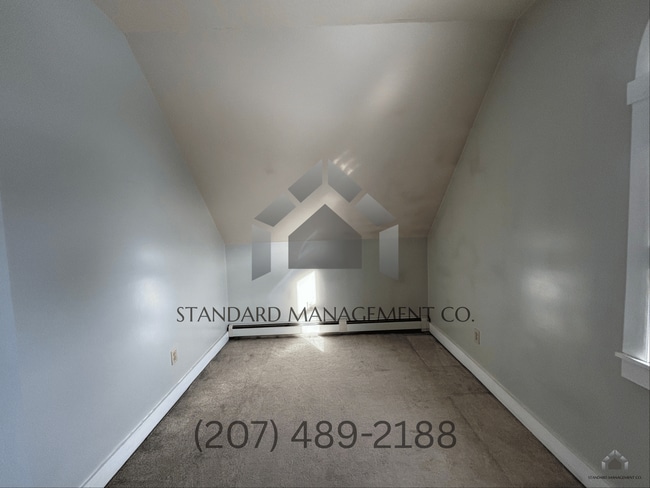 Building Photo - Sun-Filled 2-Bedroom Home with Garage – Pittston