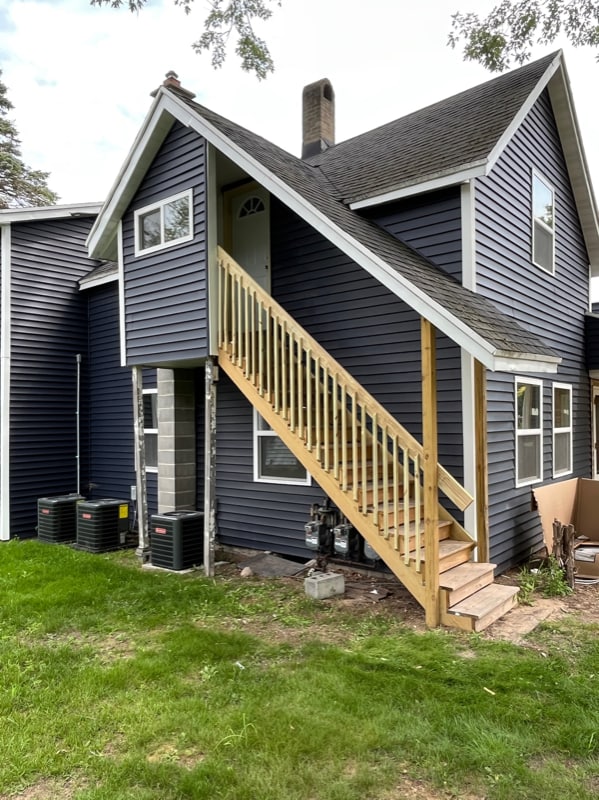 Building Photo - 806 S Clay St