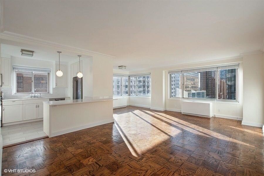 Primary Photo - 254 East 68th Street