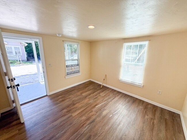 Photo - 1013 NW 3rd Ave Apartment