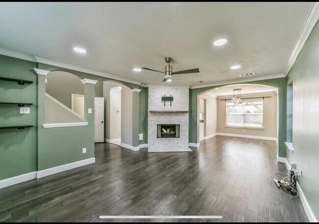Foto del edificio - 14723 Bladenboro Dr