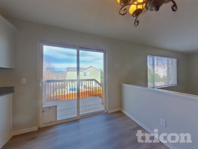 Foto del edificio - 3336 Bexley Dr