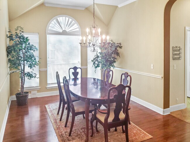 Building Photo - 8109 Endeavor Cir