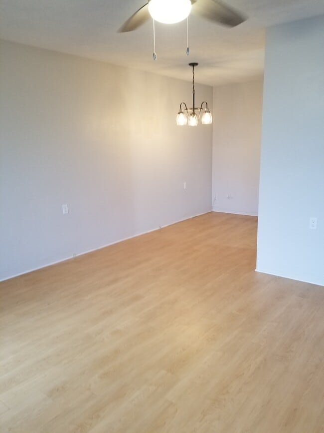 Building Photo - 8450 112th St N