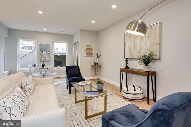 Foto del edificio - 1514 K St SE