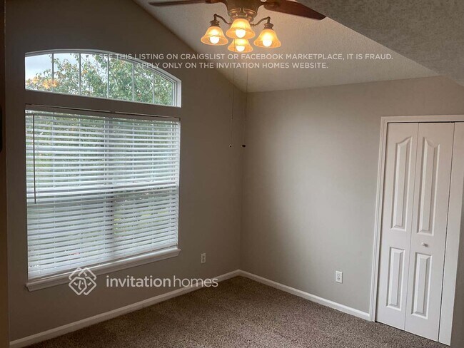 Foto del edificio - 1503 Blue Heron Ct