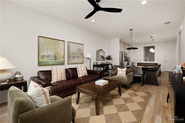 Foto del edificio - 10231 N 13th St