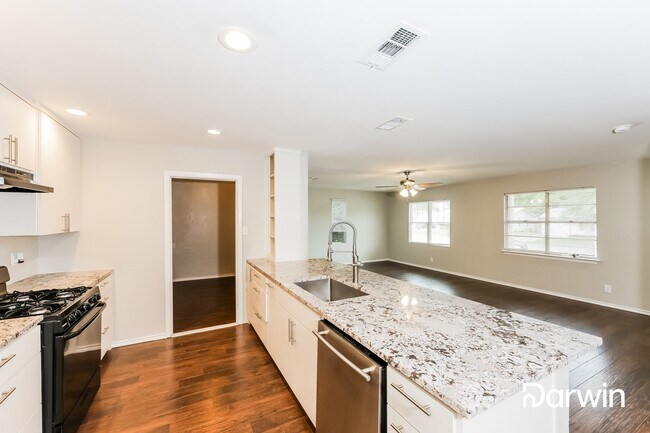 Foto del edificio - 1001 Aransas Drive, Euless, TX 76039