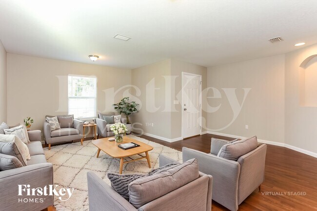 Foto del edificio - 78295 Saddle Rock Rd
