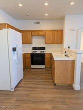 Building Photo - 2201 Ramsgate Dr