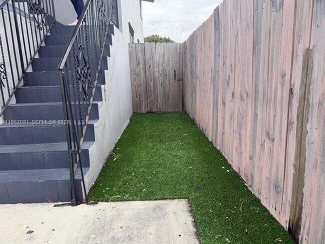 Foto del edificio - 4617 NW 2nd Terrace