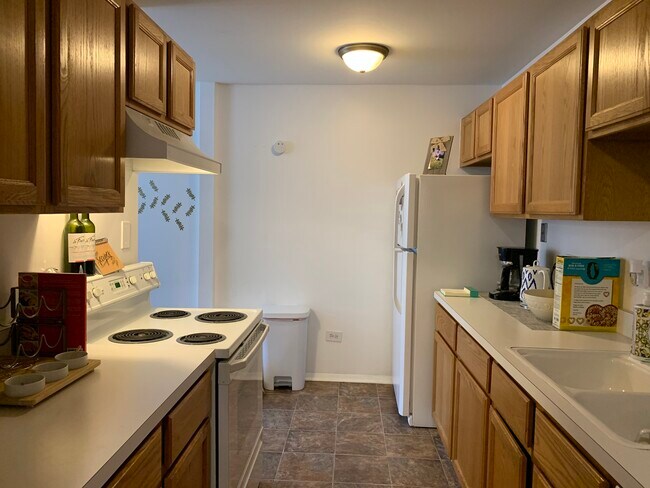 Building Photo - 430 Home Ave