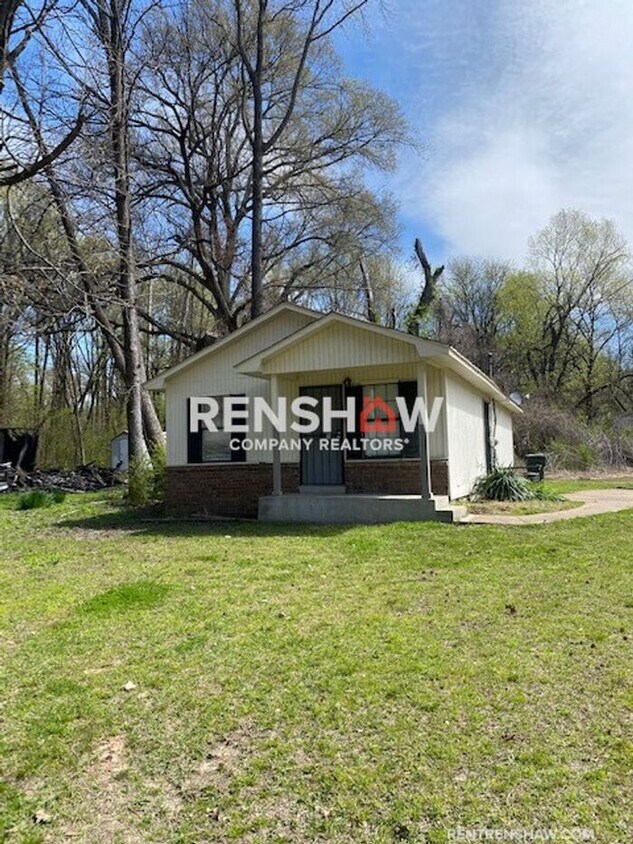 Primary Photo - Classic 3/1.5 Home Now Available For Rent!