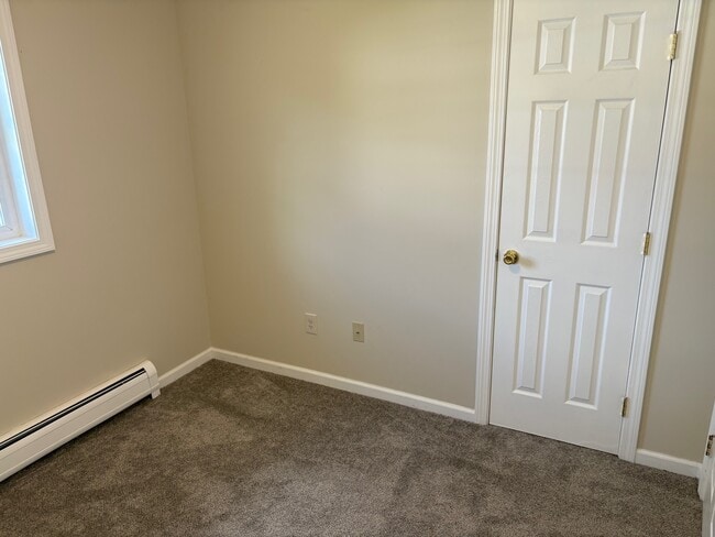 Foto del edificio - 10 Southview Dr