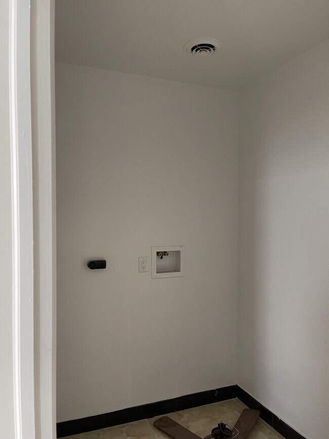 Foto del edificio - 619 N 25th St