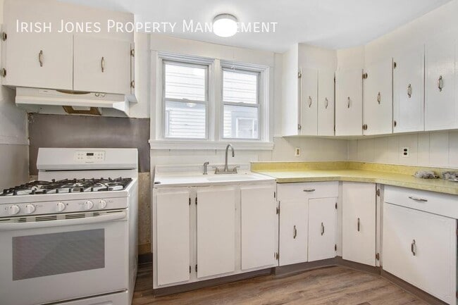 Building Photo - 276 Davidson-Lower