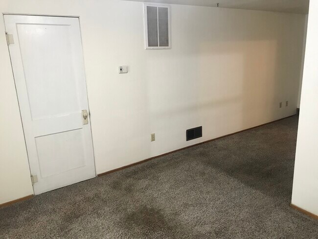 Foto del edificio - 1315 Rixon St