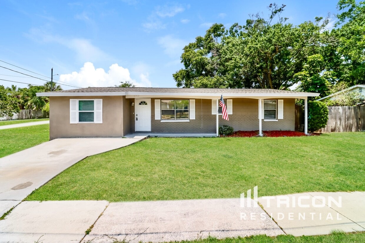 Primary Photo - 6313 S Clark Ave