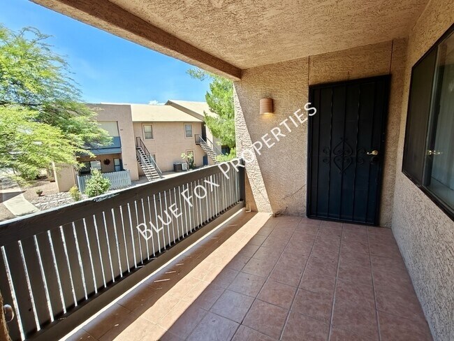 Foto del edificio - 8080 E Speedway Blvd