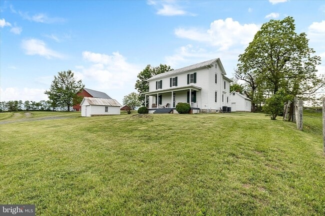 Foto del edificio - 5452 Middle Rd