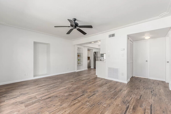 Building Photo - 818 SW 33rd St