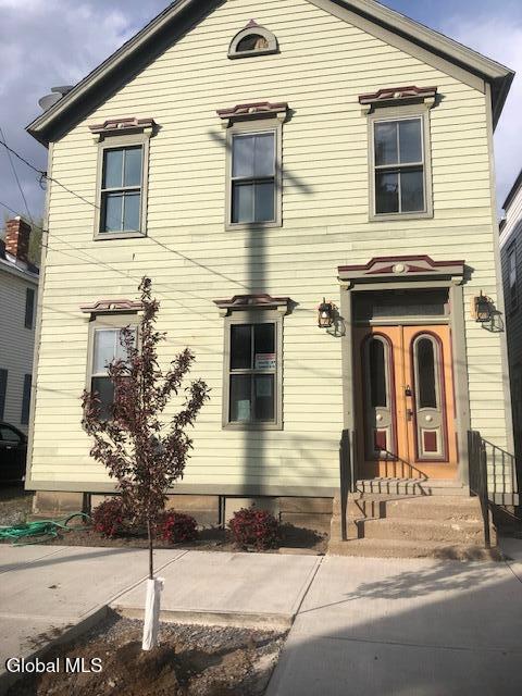 Building Photo - 122 N Ferry St