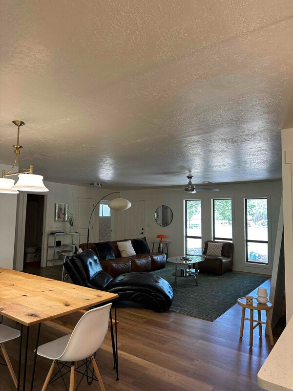 Building Photo - 1231 W 400 S