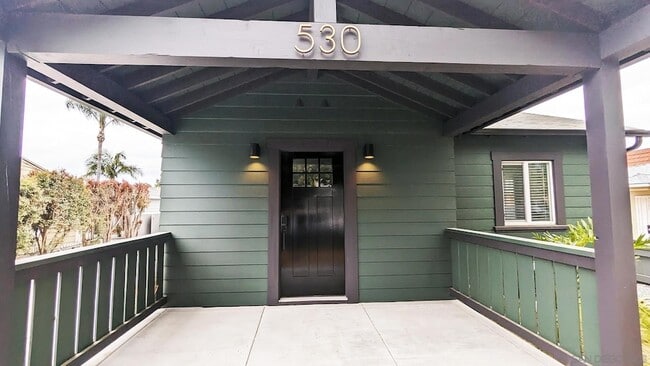 Building Photo - 530 Glover Ave