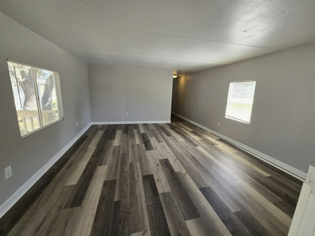 Foto del edificio - 11211 East Bay Rd