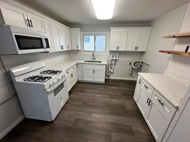 Foto del edificio - 1222 N Lindsay St