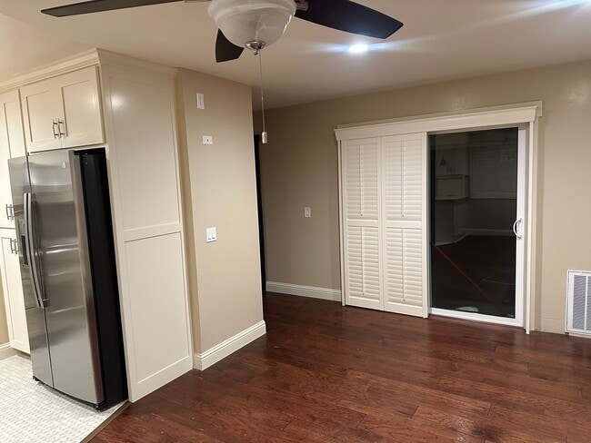 Foto del edificio - Charming Updated 3 Bedroom Home in Woodland