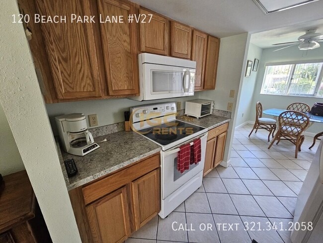 Building Photo - 120 Beach Park Ln