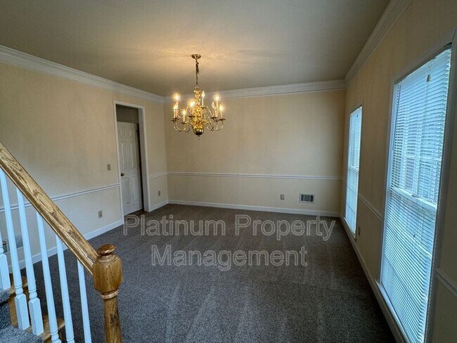 Building Photo - 11670 Dunhill Pl Dr