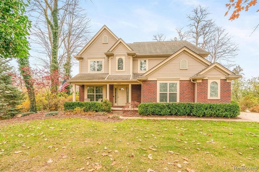 Foto principal - 12434 Van Allen Ave