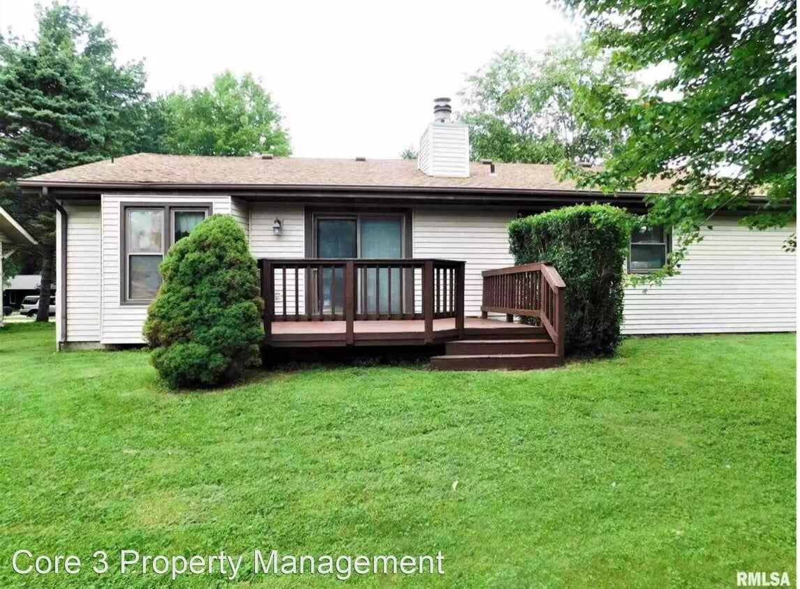 3 br, 2 bath House 2824 Ticonderoga House Rental in Springfield, IL