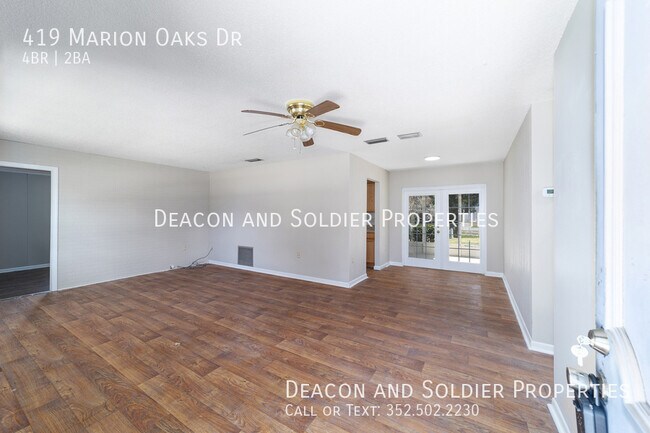 Foto del edificio - 419 Marion Oaks Dr