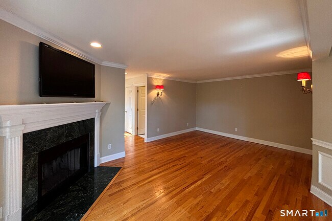 Foto del edificio - 405 S Pine Creek Rd