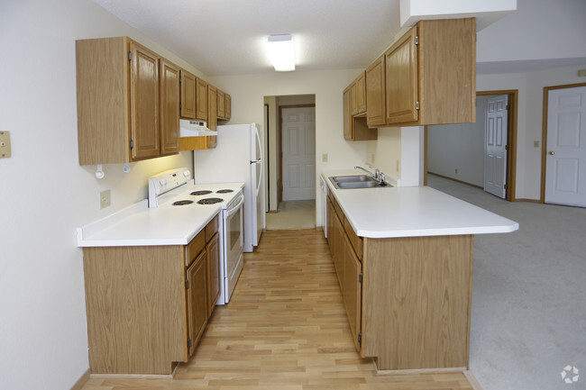 Dos Bedroom-Kitchen - Windsong Country Estates